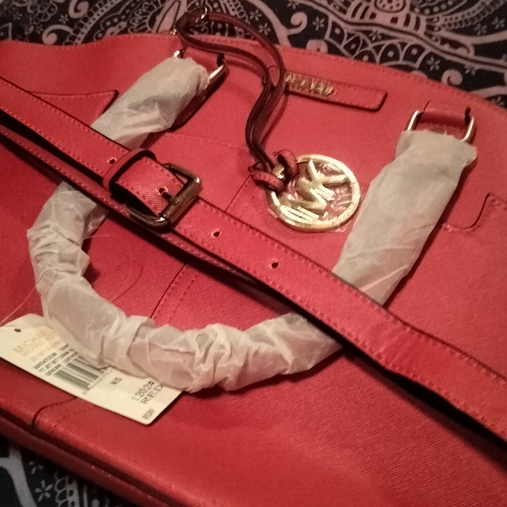 Brand new Michael kors ladies purse